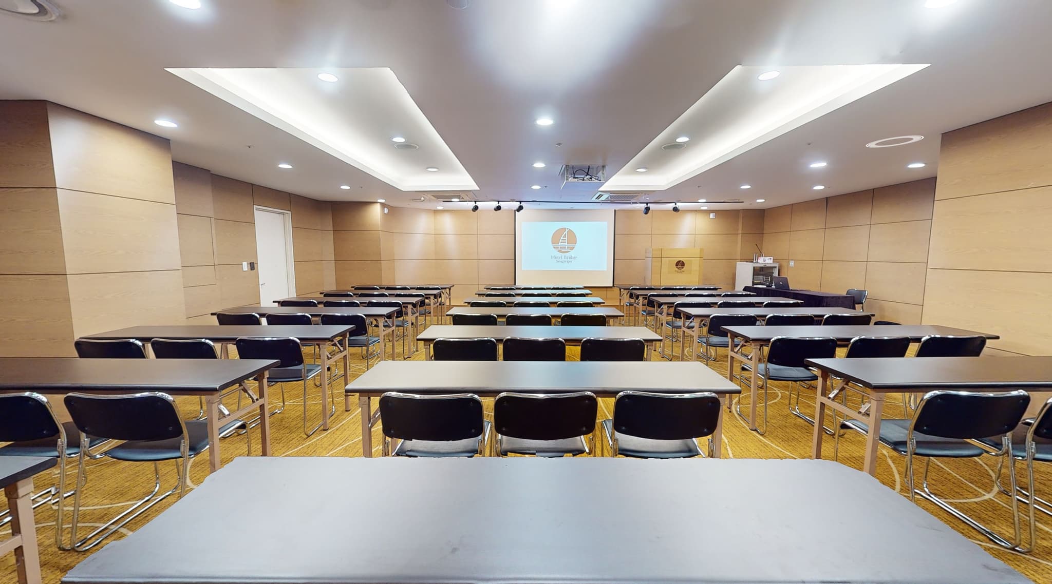 Seminar room