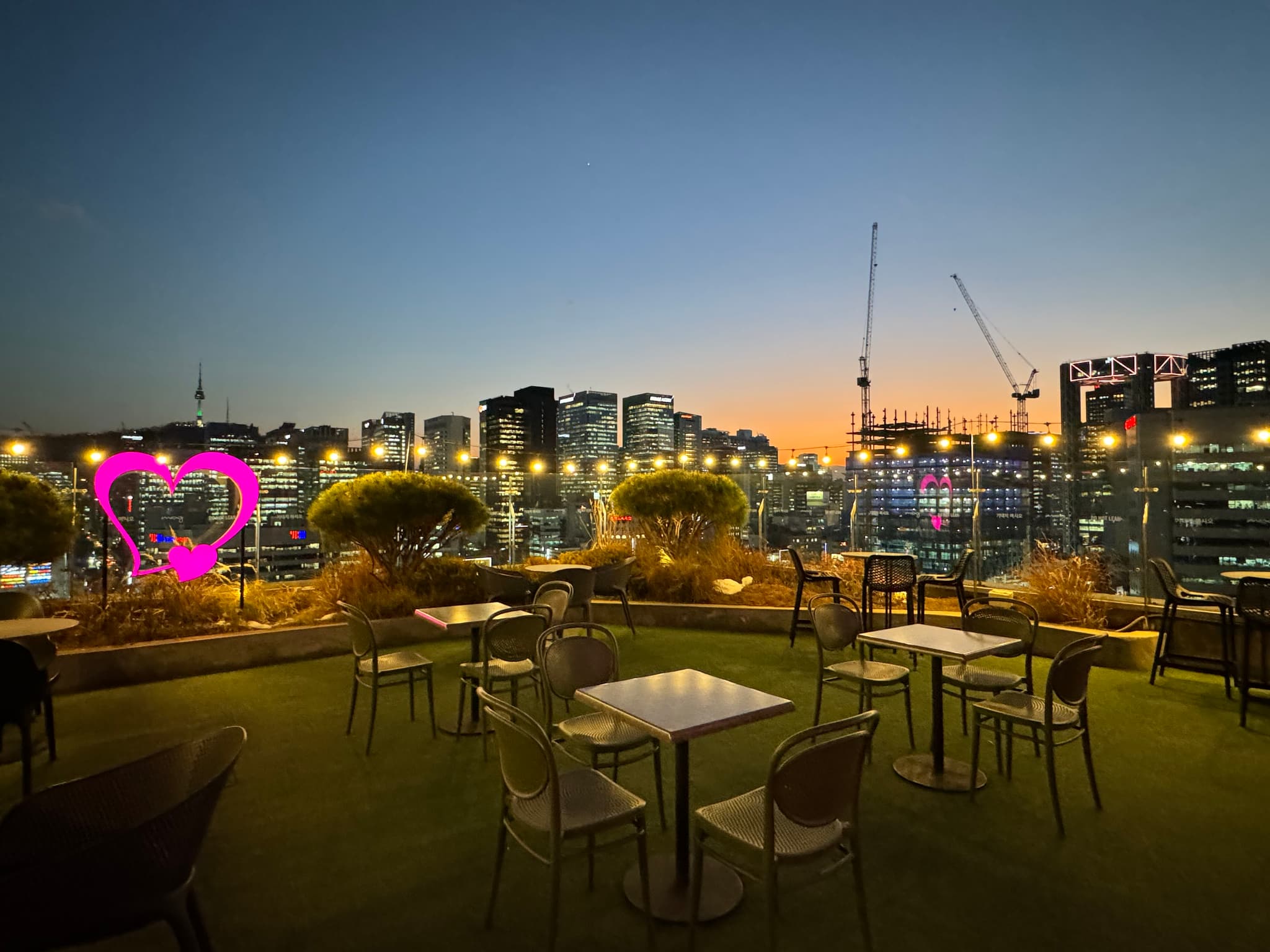 16F Rooftop Bar BARMOXY (NamsanTower View)