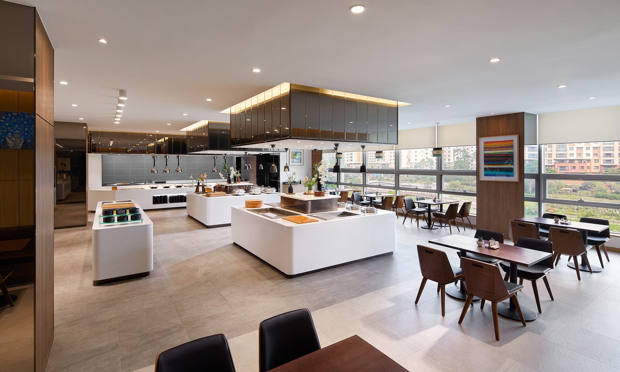 다이닝 100 레스토랑