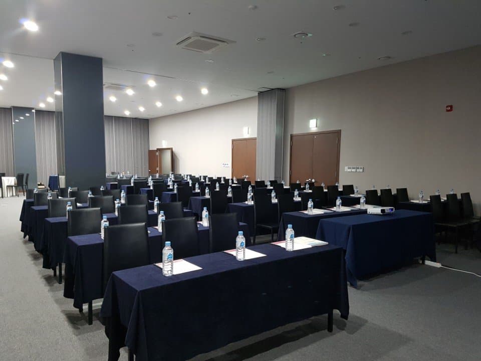 라마다 볼룸 A + B