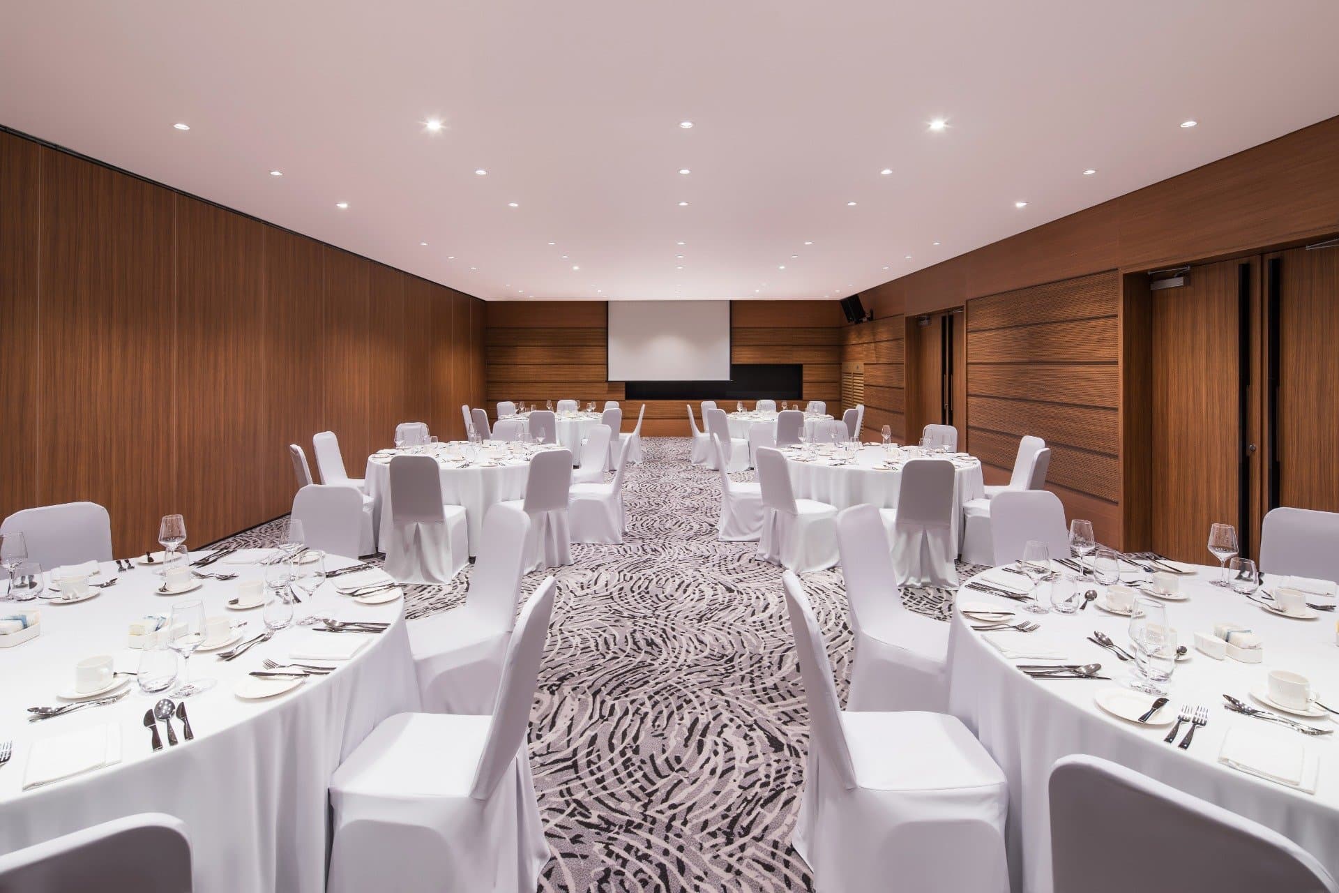 Grand Ballroom Raon B